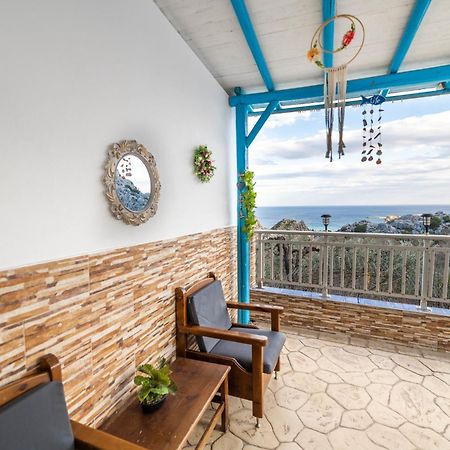 Springs Petronas Apartment Archangelos  Buitenkant foto