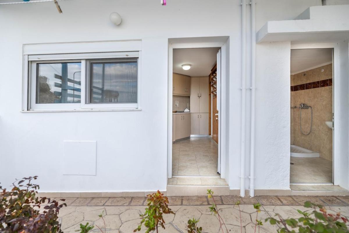 Springs Petronas Apartment Archangelos  Buitenkant foto