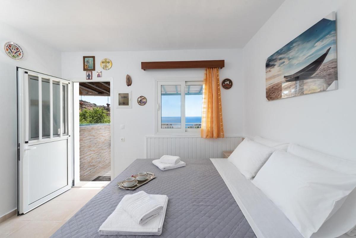 Springs Petronas Apartment Archangelos  Buitenkant foto