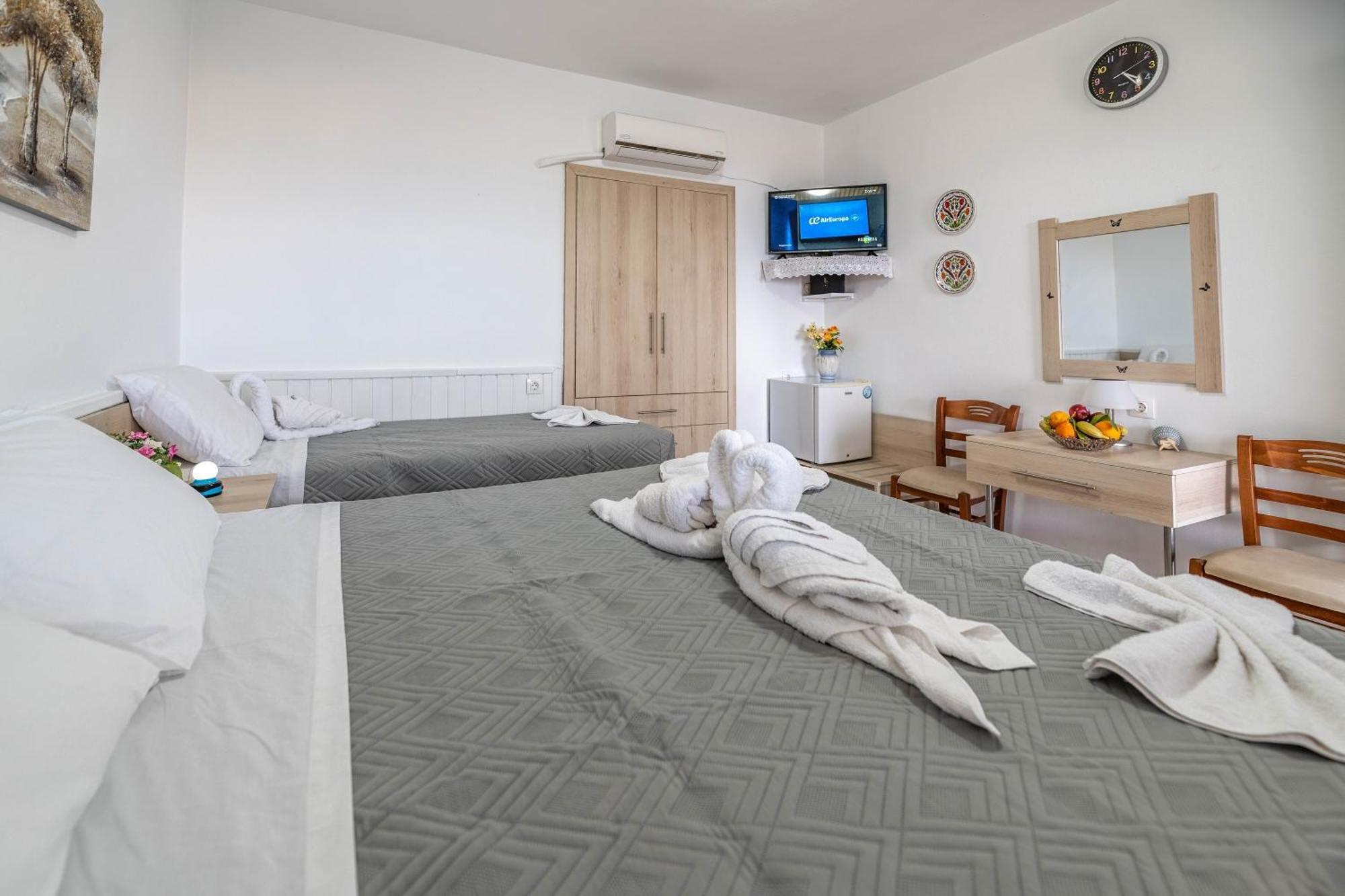 Springs Petronas Apartment Archangelos  Buitenkant foto